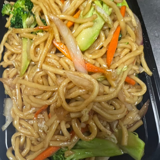 Vegetable Pad Thai or Lo Mein.