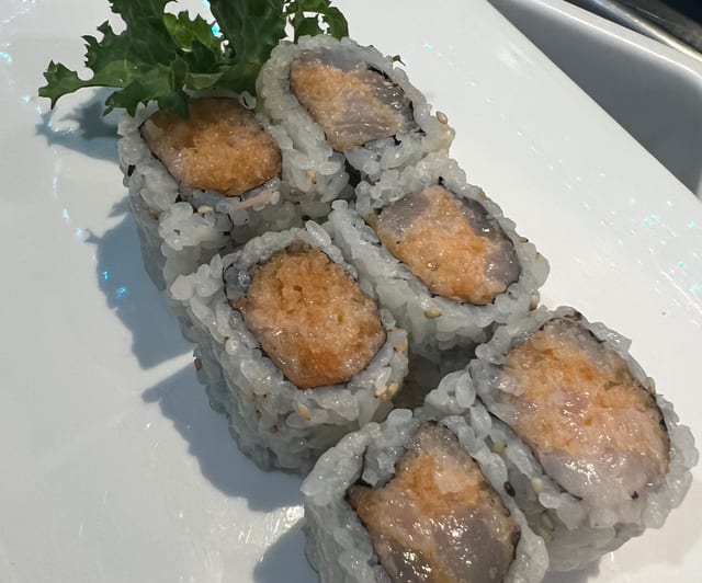 Spicy Scallop Roll.