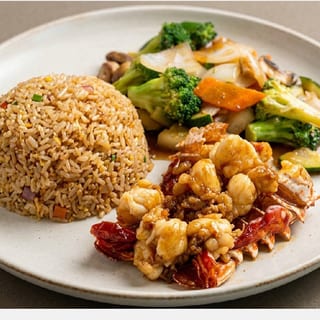 Hibachi Lobster Tail (10 Oz)