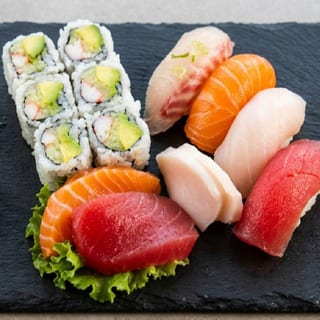 Sushi & Sashimi Combo (Lunch)