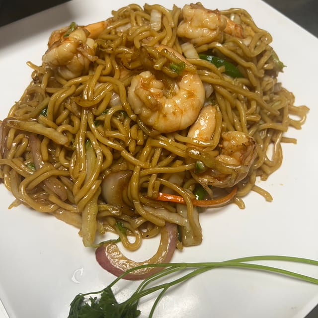 Shrimp Pad Thai or Lo Mein.