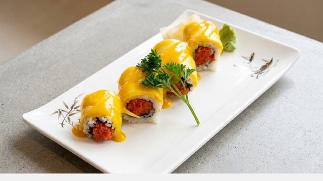 Mango Tuna Roll.