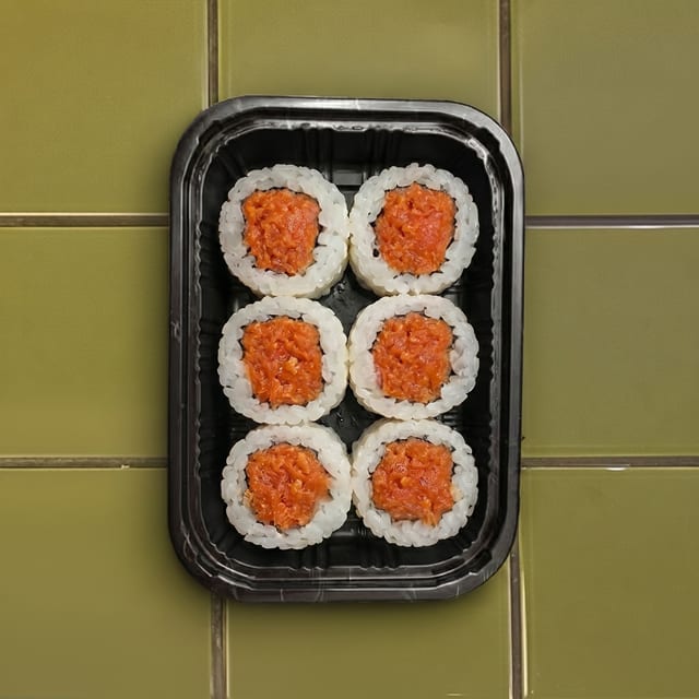 Spicy Tuna Roll.