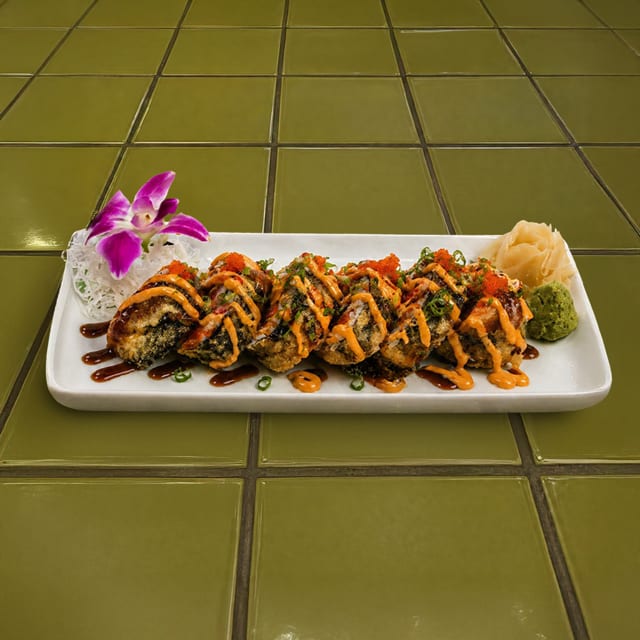 Godzilla Roll.
