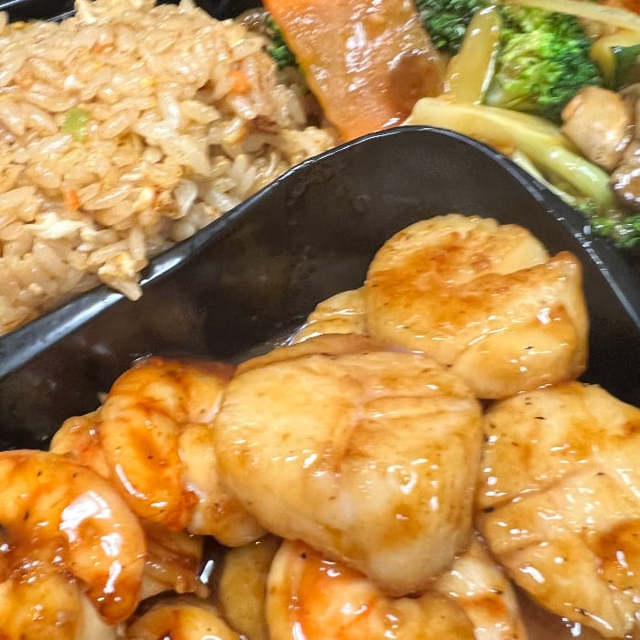 Hibachi Scallop & Shrimp (Special).